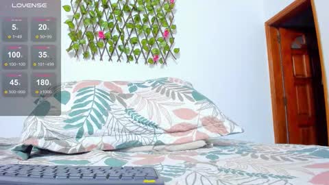 Snapshot of dania_wi chatting on February 9, 2026, 3:21 am DANIA online show from February 9, 2026, 3:21 am