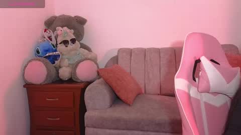 Snapshot of daniabet chatting on February 21, 2025, 9:00 pm valentina online show from February 21, 2025, 9:00 pm