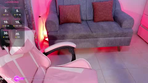 valentina online show from January 7, 2026, 1:13 pm