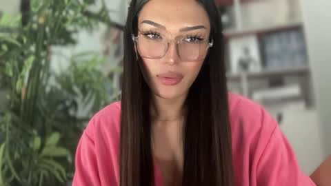 danica_walton online show from January 12, 2025, 7:42 pm