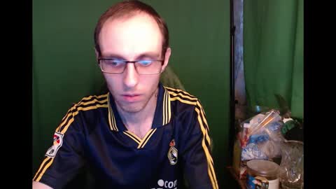 Snapshot of daniel9121 chatting on February 17, 2026, 1:07 pm Daniel9121 online show from February 17, 2026, 1:07 pm