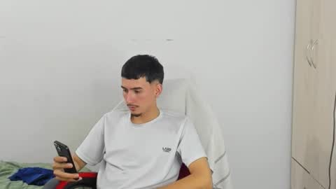 Snapshot of daniel_443 chatting on November 30, 2025, 4:11 pm DANIEL online show from November 30, 2025, 4:11 pm