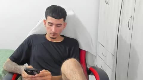 Snapshot of daniel_443 chatting on December 1, 2025, 4:17 am DANIEL online show from December 1, 2025, 4:17 am