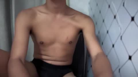 daniel_griffin online show from November 5, 2025, 4:23 am