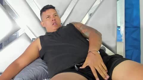 daniel_jhonson online show from January 4, 2025, 12:27 pm