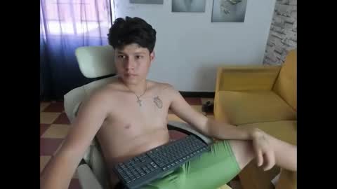 daniel_leon_c online show from March 10, 2026, 6:35 pm