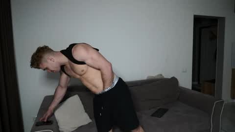 daniel_montecristo online show from May 25, 2026, 3:40 pm
