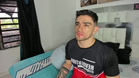 Snapshot of daniel_ova chatting on December 6, 2024, 12:05 pm Sexy Dani online show from December 6, 2024, 12:05 pm