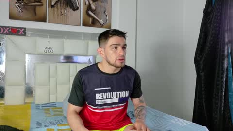 Snapshot of daniel_ova chatting on December 27, 2024, 12:45 pm Sexy Dani online show from December 27, 2024, 12:45 pm