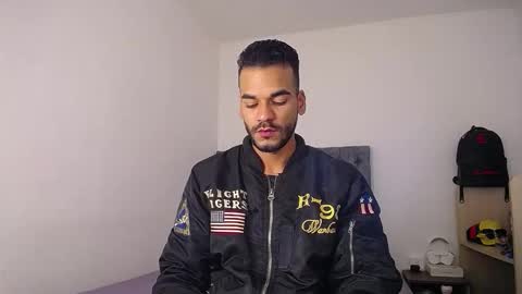 Snapshot of daniel_sherlock chatting on December 2, 2025, 1:05 pm Daniel Sherlock online show from December 2, 2025, 1:05 pm