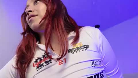 Snapshot of danielabeutler chatting on December 5, 2025, 1:09 pm Daniela Beutler online show from December 5, 2025, 1:09 pm