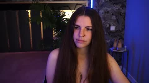 Snapshot of danielareign chatting on November 9, 2025, 2:04 pm danielareign online show from November 9, 2025, 2:04 pm