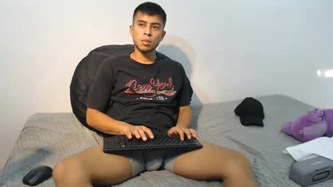 Snapshot of danielitopapii chatting on February 26, 2025, 9:58 pm danielitopapii online show from February 26, 2025, 9:58 pm