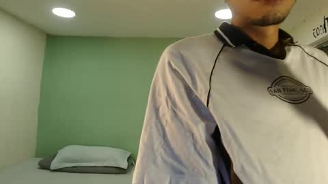 Snapshot of danielitopapii chatting on January 17, 2026, 11:37 am danielitopapii online show from January 17, 2026, 11:37 am