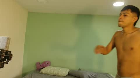 Snapshot of danielitopapii chatting on March 25, 2026, 1:28 pm danielitopapii online show from March 25, 2026, 1:28 pm