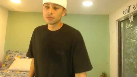 Snapshot of danielitopapii chatting on April 9, 2026, 12:21 pm danielitopapii online show from April 9, 2026, 12:21 pm