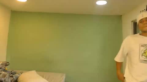 Snapshot of danielitopapii chatting on April 13, 2026, 8:47 pm danielitopapii online show from April 13, 2026, 8:47 pm