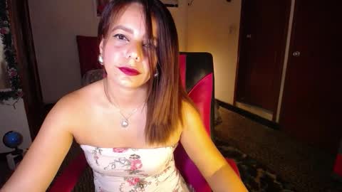 Angie online show from October 22, 2025, 6:29 pm