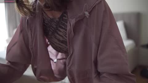 Snapshot of danielle_thomas chatting on September 9, 2025, 8:03 am Danielle online show from September 9, 2025, 8:03 am