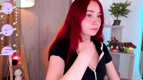 Snapshot of daniellerose_ chatting on December 17, 2024, 2:33 am Danielle Rose online show from December 17, 2024, 2:33 am