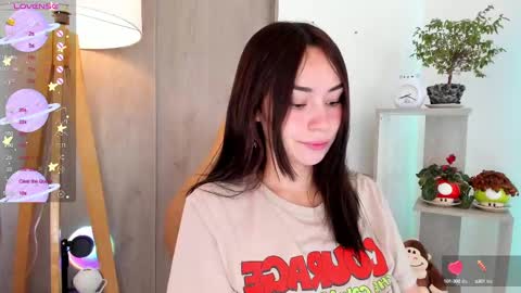 Snapshot of daniellerose_ chatting on February 10, 2025, 8:42 pm Danielle Rose online show from February 10, 2025, 8:42 pm