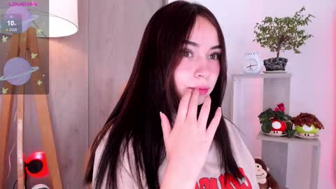 Snapshot of daniellerose_ chatting on February 18, 2025, 8:47 pm Danielle Rose online show from February 18, 2025, 8:47 pm