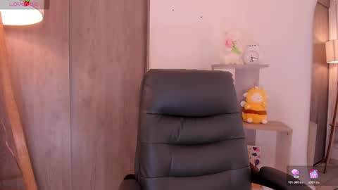 Snapshot of daniellerose_ chatting on November 13, 2025, 11:47 pm Danielle Rose online show from November 13, 2025, 11:47 pm