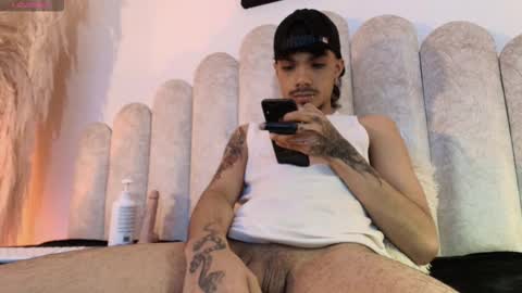 daniels_gil online show from October 12, 2025, 3:49 am