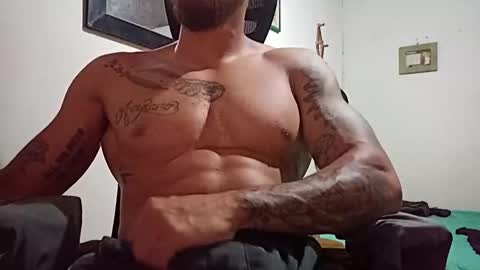 Snapshot of danielsad24 chatting on December 14, 2025, 10:25 pm Danielsan online show from December 14, 2025, 10:25 pm