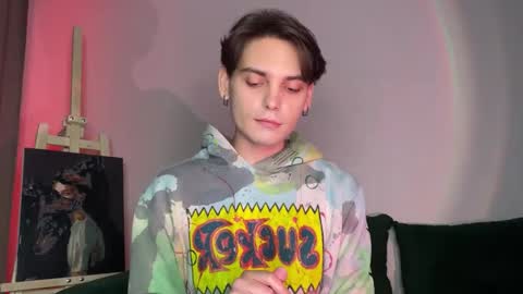 danieltuckerr online show from November 4, 2025, 11:15 pm