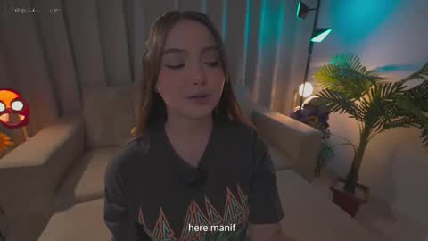 Snapshot of danii_xoxo chatting on January 15, 2026, 10:24 pm online show from January 15, 2026, 10:24 pm