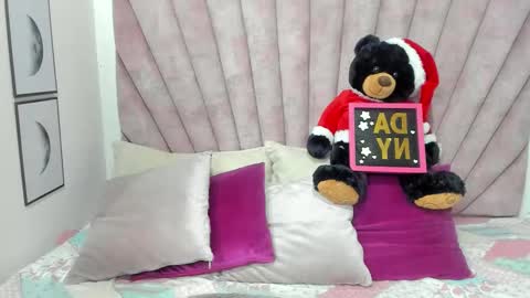 Snapshot of daniibelluci chatting on December 4, 2025, 4:44 am DaniiBelluci online show from December 4, 2025, 4:44 am