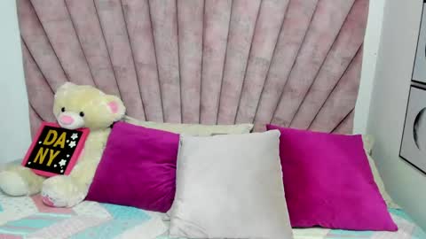 DaniiBelluci  online show from May 16, 2026, 10:36 am