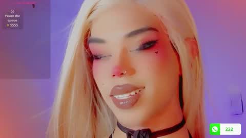 Snapshot of daniilee_ chatting on December 14, 2025, 7:18 pm DANNI LEE online show from December 14, 2025, 7:18 pm