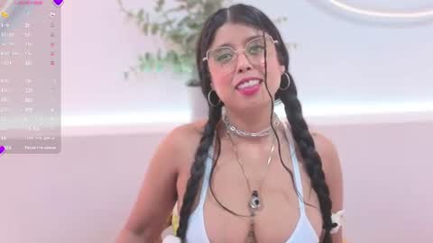 Snapshot of daniilove_ chatting on June 14, 2026, 3:41 am Danni online show from June 14, 2026, 3:41 am