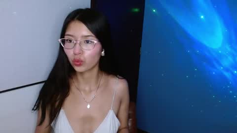 Dani  online show from May 6, 2026, 9:47 am