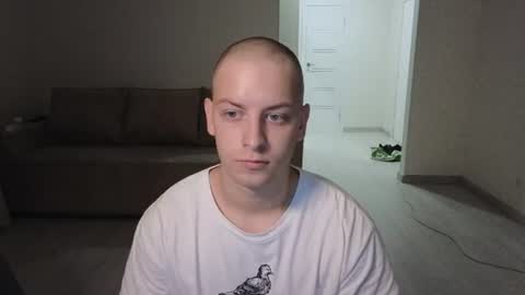 Snapshot of danila_trezzini chatting on June 27, 2026, 5:40 pm danila online show from June 27, 2026, 5:40 pm