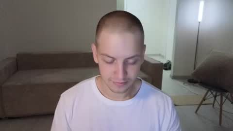 Snapshot of danila_trezzini chatting on July 4, 2026, 8:15 pm danila online show from July 4, 2026, 8:15 pm