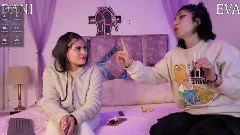 Snapshot of danilu_eva21 chatting on February 27, 2026, 6:52 pm Danilu and Eva online show from February 27, 2026, 6:52 pm