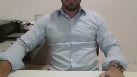 Dani Oli online show from October 31, 2025, 12:55 am