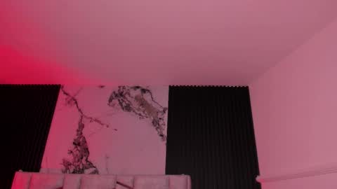 Snapshot of daniphoenixx chatting on February 6, 2026, 11:35 am Dani Phonenix online show from February 6, 2026, 11:35 am