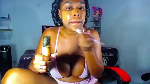 danisabrownn online show from July 16, 2026, 12:33 pm