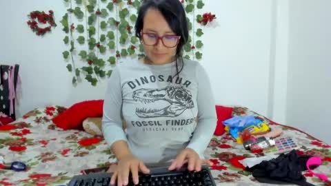 Dani  online show from May 28, 2026, 3:15 am