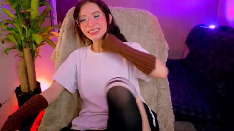 Snapshot of danita_veelz chatting on March 7, 2026, 9:17 am danita_veelz online show from March 7, 2026, 9:17 am