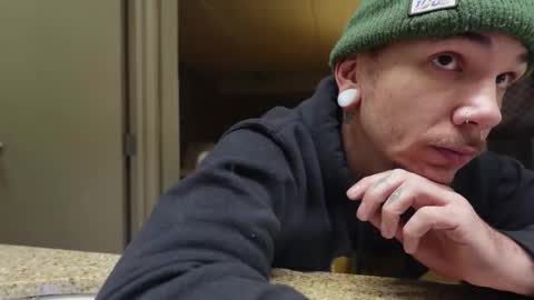 Snapshot of dankfuckcouple chatting on January 13, 2025, 12:30 am dankfuckcouple online show from January 13, 2025, 12:30 am