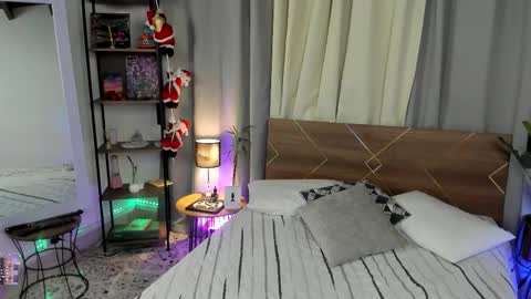 Snapshot of danna__castle chatting on November 17, 2025, 5:13 am Dannacastle online show from November 17, 2025, 5:13 am