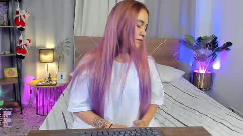 Snapshot of danna__castle chatting on November 25, 2025, 5:07 am Dannacastle online show from November 25, 2025, 5:07 am