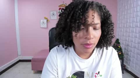 Snapshot of danna_berry chatting on December 23, 2024, 2:28 pm DannaBerry online show from December 23, 2024, 2:28 pm