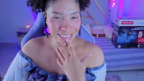 Snapshot of danna_berry chatting on January 6, 2026, 2:21 pm DannaBerry online show from January 6, 2026, 2:21 pm