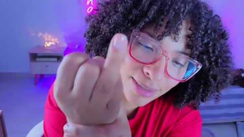 Snapshot of danna_berry chatting on February 7, 2026, 5:05 pm DannaBerry online show from February 7, 2026, 5:05 pm